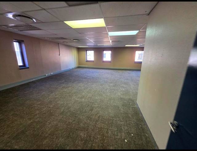 BUSINESS PROPERTY TO RENT IN MENLYN
